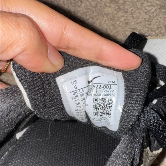 Nike Air Max 90s Women's Black and White Sneakers - Picture 6 of 6